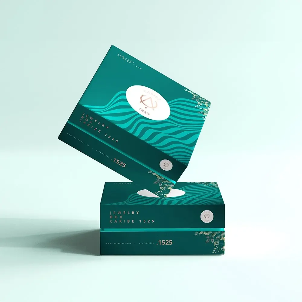 Caja para joyería con identidad de marca.