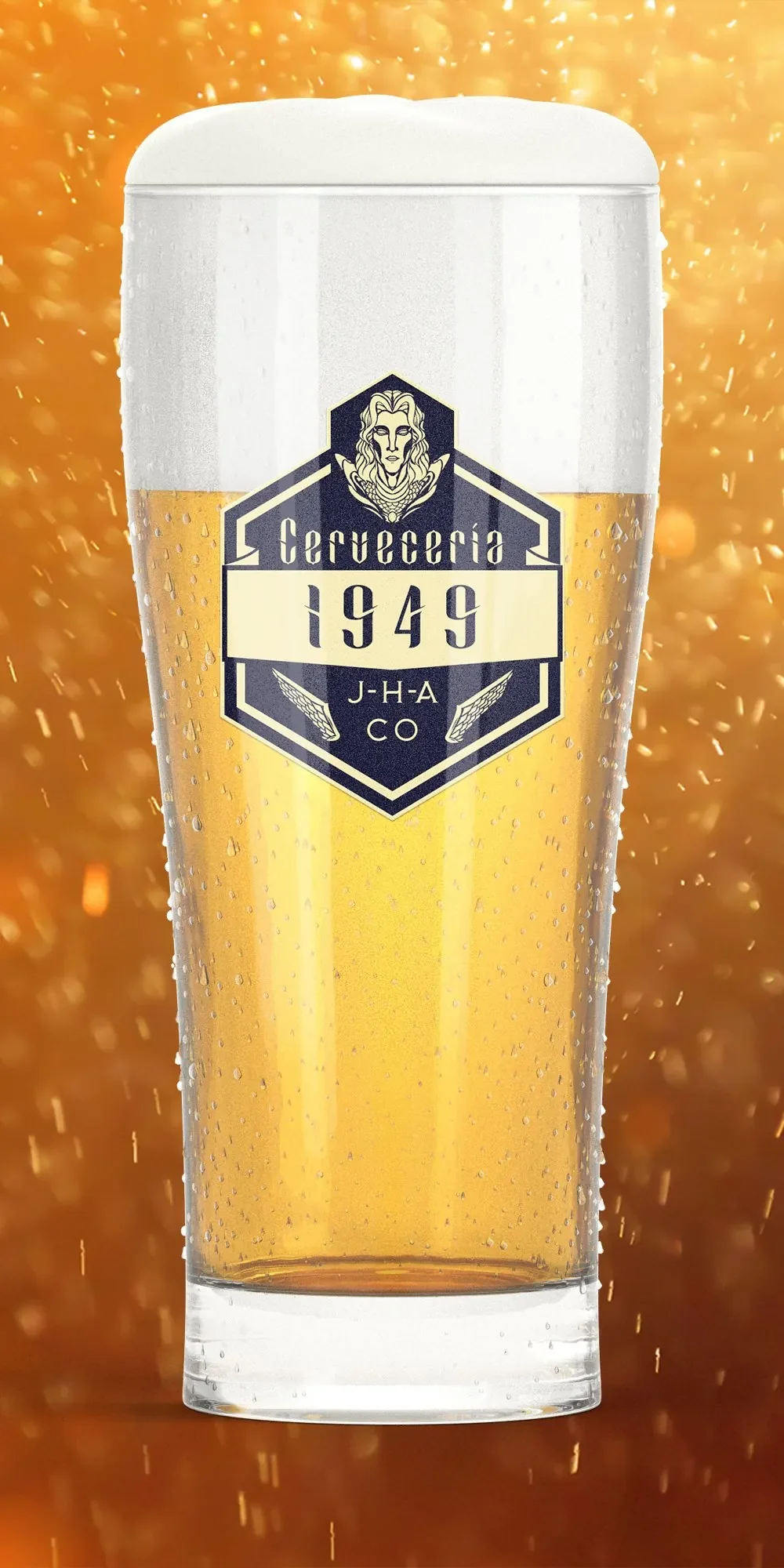 Marca aplicada a un vaso cervecero.