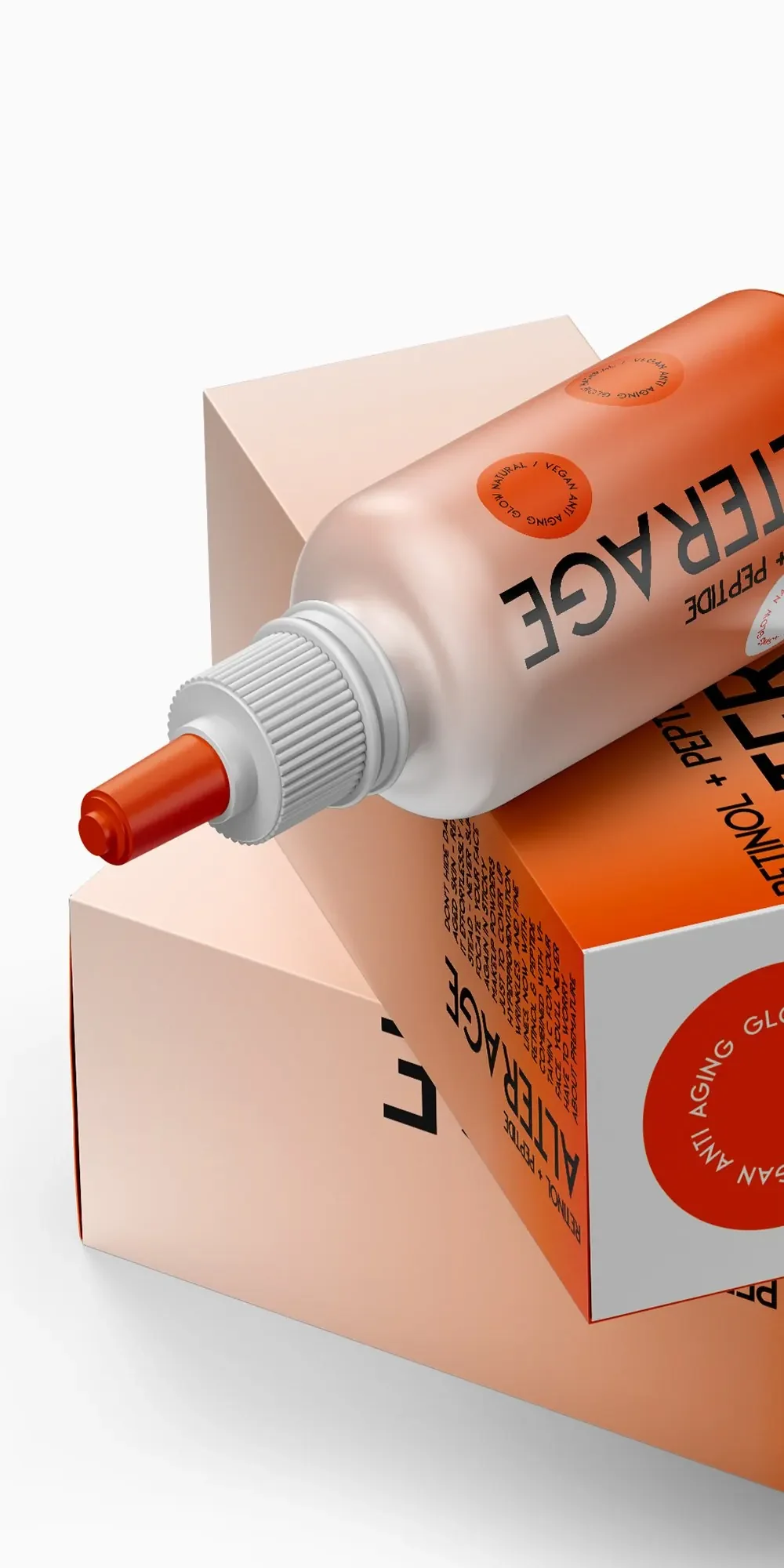 Tubo y caja con identidad de una marca cosmética.